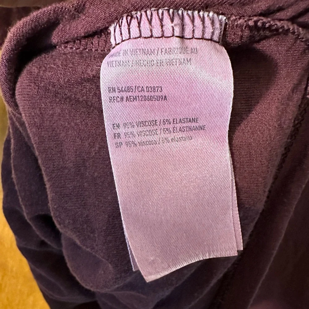 American Eagle Soft & Sexy tee size large - Picture 3 of 4